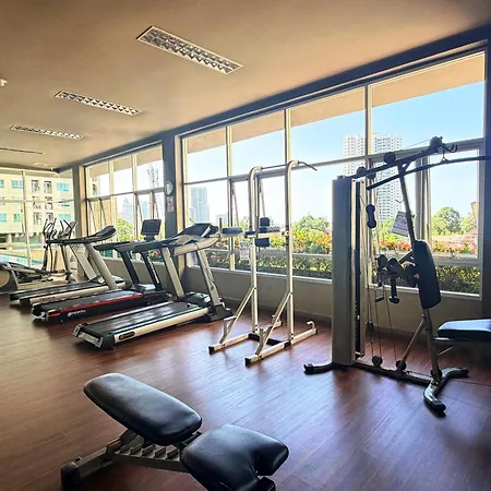 Apartment 市中心豪华海景落日公寓 高端泰式柚木家具 近terminal 21 Wongamat海滩