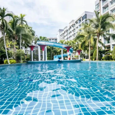 泰式风格水系森林公寓dusit Grand Park * Pattaya