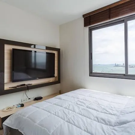 Apartment 2 Bedroom High Floor Sea View Unit