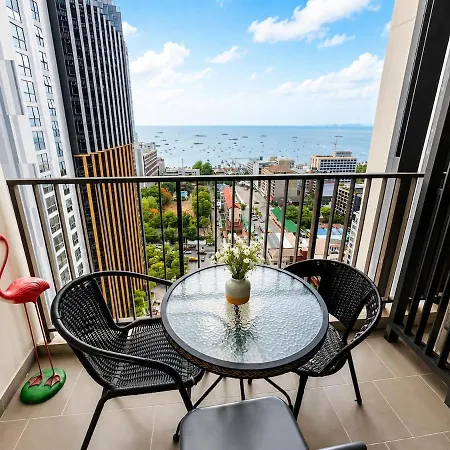 Apartment Sea View 2 Bed Location *