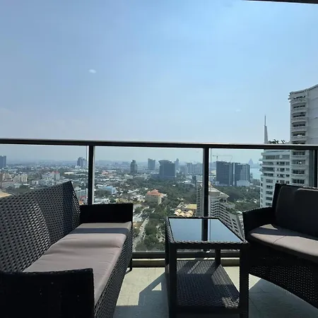 Zire Wongamat Apartment Pattaya