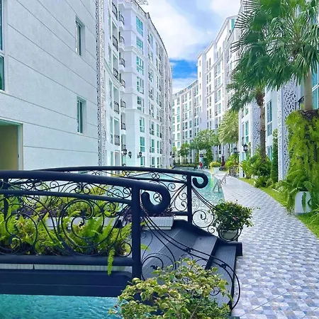 Olympus Garden Pool View *
