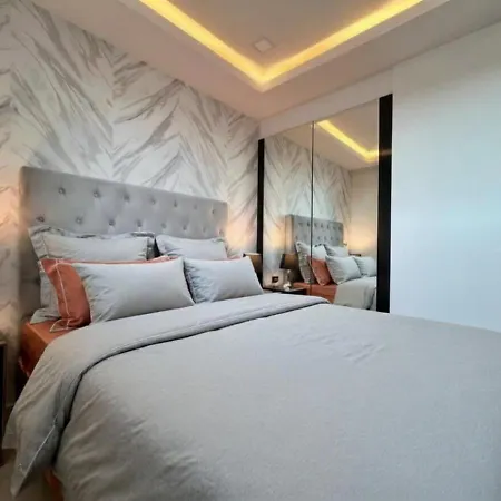 市中心高端公寓arcadia Millennium Tower Pattaya