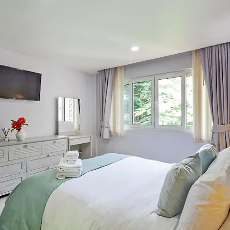 Apartment Pratumnak Hill Penthouse 2br Sea View Pattaya