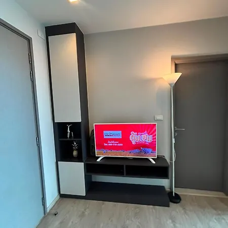 Apartment The Base View 12 *