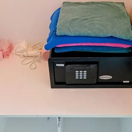 Apartment At Center
