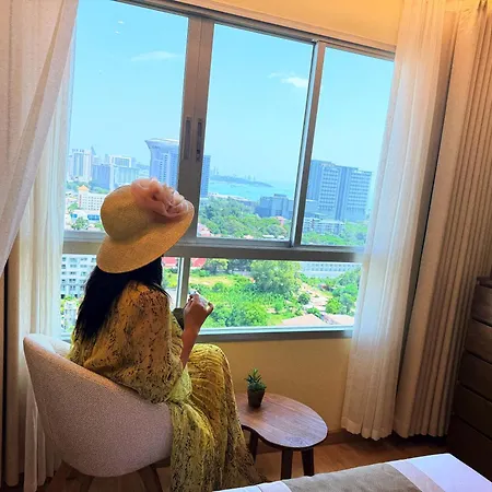 Apartment 市中心豪华海景落日公寓 高端泰式柚木家具 近terminal 21 Wongamat海滩 Pattaya