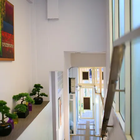 Pratumnak Hill Penthouse 2br Sea View Apartment Pattaya