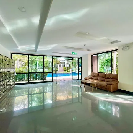 泰式风格水系森林公寓dusit Grand Park Apartment *