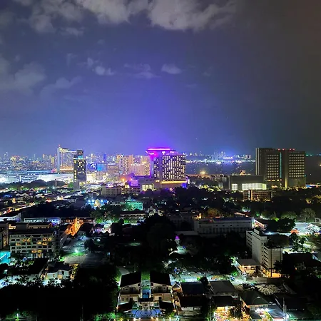 市中心豪华海景落日公寓 高端泰式柚木家具 近terminal 21 Wongamat海滩 Pattaya