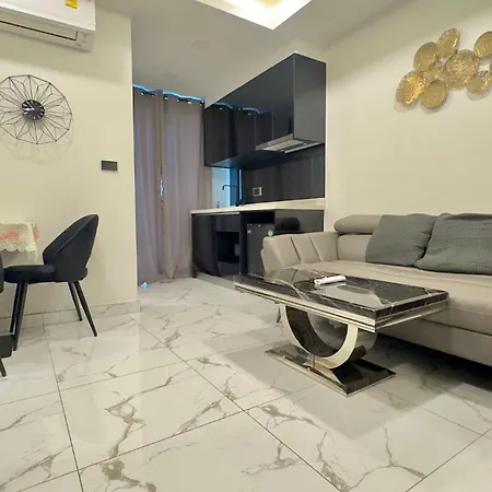 Arcadia Millennium Tower Apartment