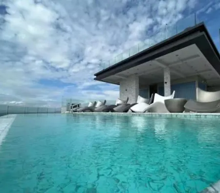 Apartment Arcadia Millennium Tower Pattaya