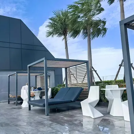 市中心高端公寓arcadia Millennium Tower Apartment
