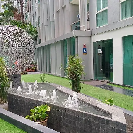 Apartment At Center Pattaya