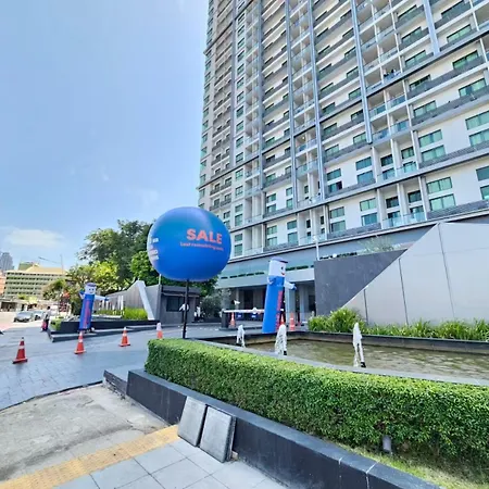 市中心高端公寓arcadia Millennium Tower *