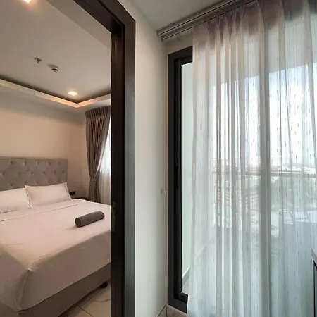 Apartment Arcadia Millennium Tower Pattaya