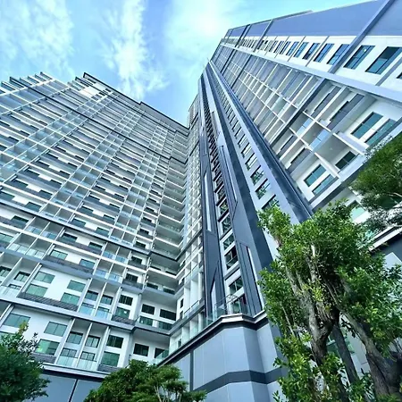 市中心高端公寓arcadia Millennium Tower