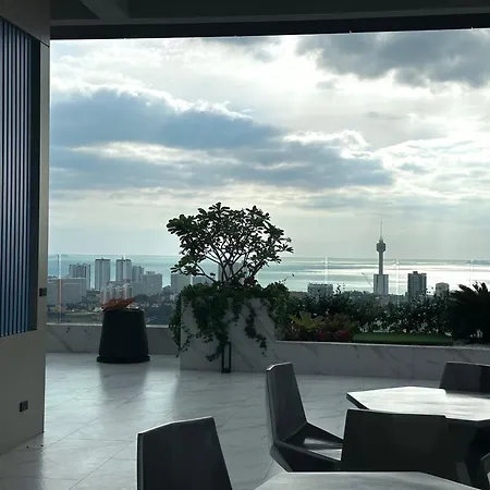 市中心高端公寓arcadia Millennium Tower Apartment Pattaya