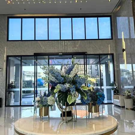 市中心高端公寓arcadia Millennium Tower Apartment