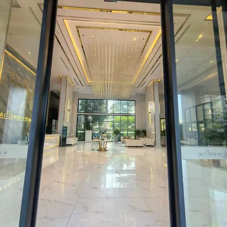 市中心高端公寓arcadia Millennium Tower Apartment