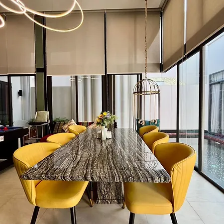 Villa Sj Poolvilla Pattaya