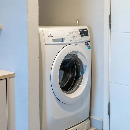 Apartment Muxa 市中心海景公寓 无边泳池近海滩