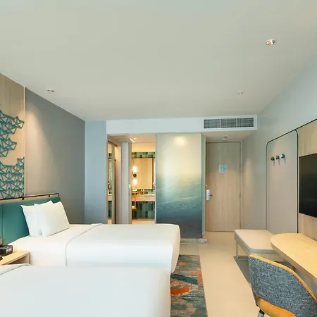 Hotel By Ihg 5*