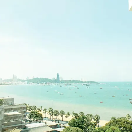 By Ihg 5*