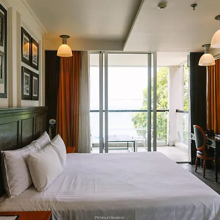 Modus Beachfront Resort
