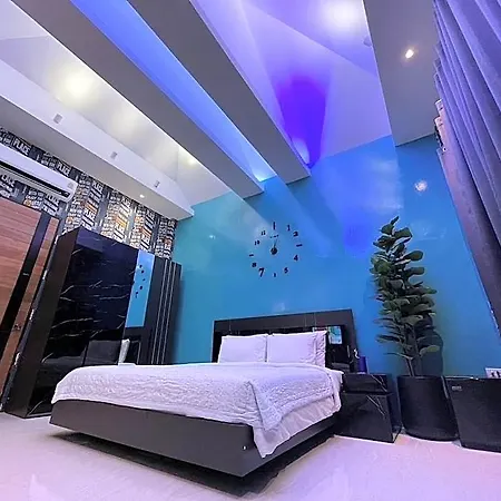 Skeyndor Health & 3* Pattaya