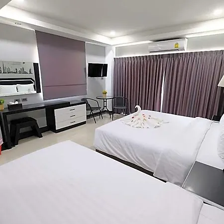 โรงแรม The Tung 3*