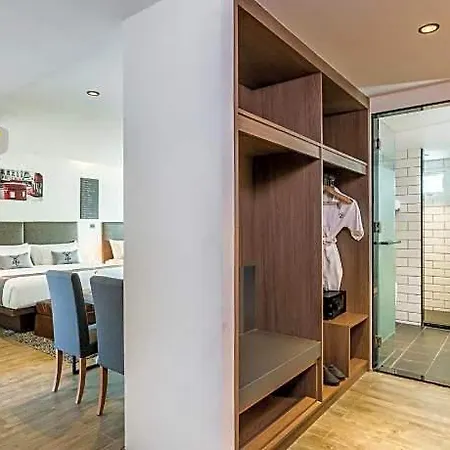 Surestay By Western T Hotel