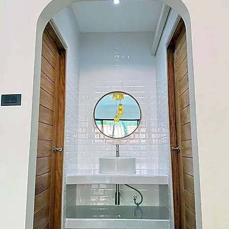 Hotel Charat Baanpak Pattaya