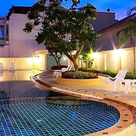 รีสอร์ท Phu View Talay Pattaya