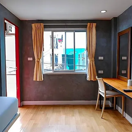 18 Coins Budget Hotel Pattaya