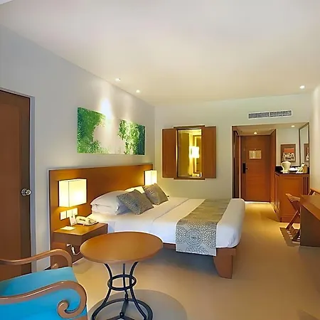 Resort Woodlands And 4*