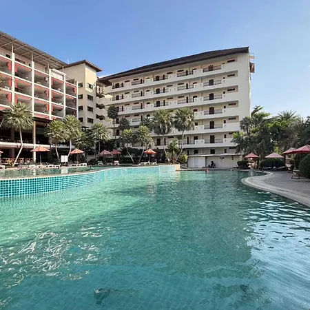 Sunday Wongamat Privacy Pattaya