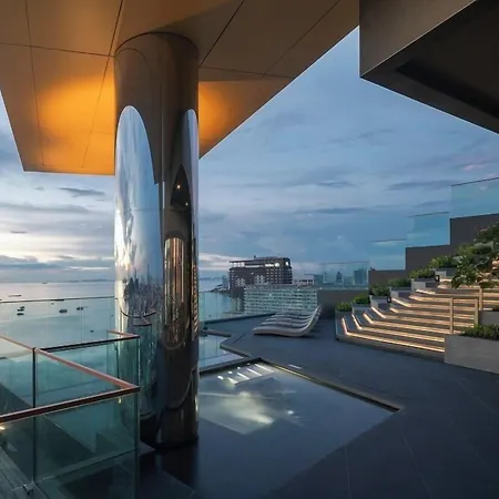 Edge * Pattaya