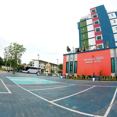 Arthitaya Nature & Lakkhana Poolside 5*