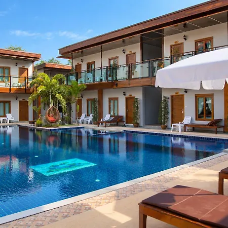 Paradise Land โรงแรม