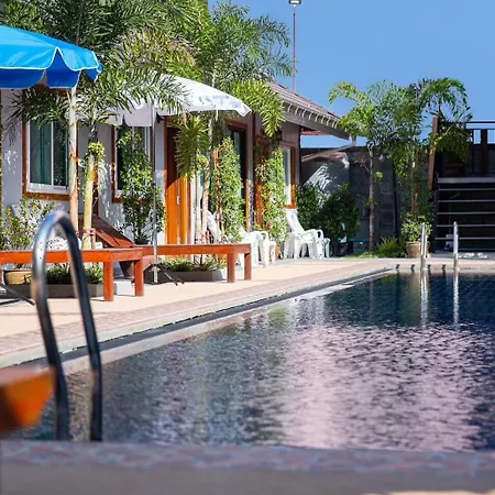 โรงแรม Paradise Land 3*