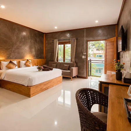Paradise Land โรงแรม 3*