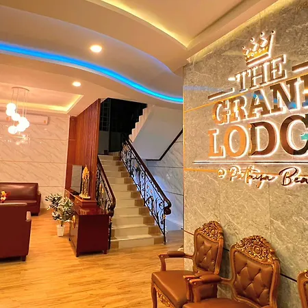 The Grand 3*