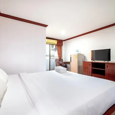 Selina Place Hotel