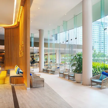 Ozo North โรงแรม 4*
