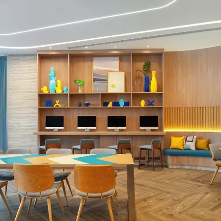 โรงแรม Ozo North 4*