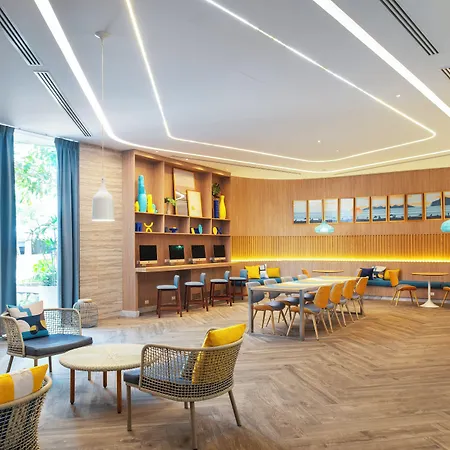 โรงแรม Ozo North 4*