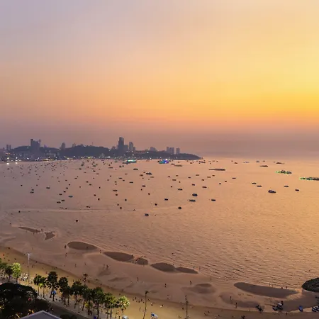 Ozo North โรงแรม Pattaya