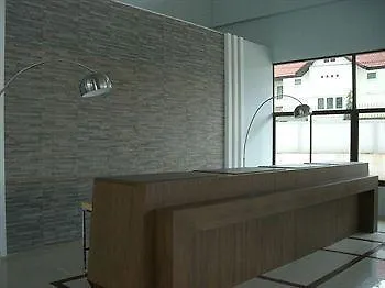โรงแรม R-con Wongamat