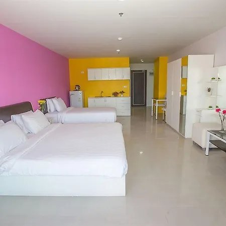 โรงแรม R-con Wongamat 4*